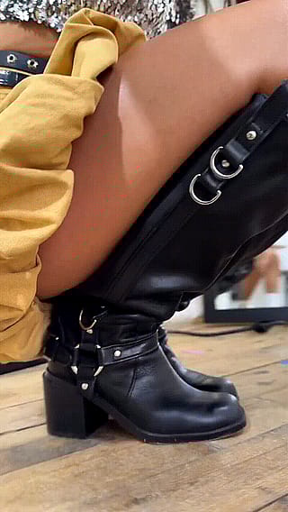 Vanessas stramme Schenkel (GIF)'