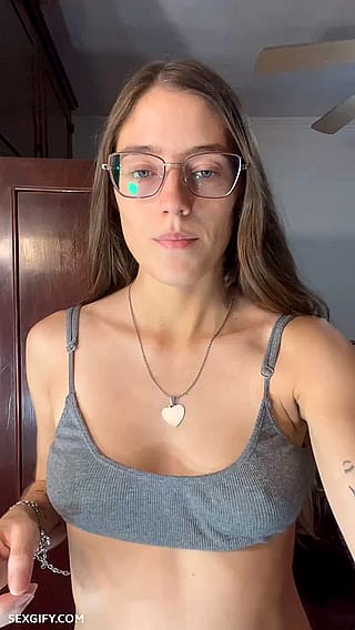 Admire My Boobs: OnlyFans Teen Amateur Video