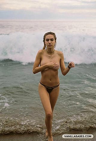 Delilah Belle Hamlin
