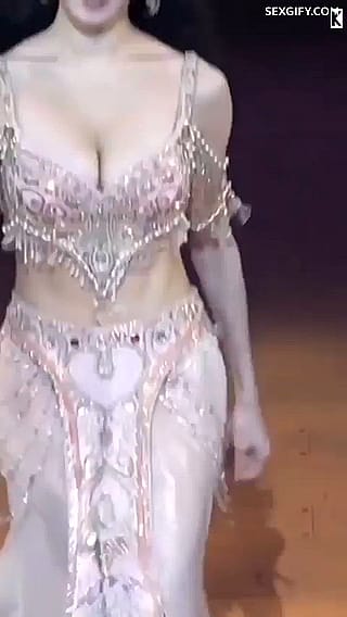 Korean Actress with Big Tits: Lee Sung Kyung