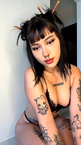 Wie findest du meinen asiatischen Touch? 👅'
